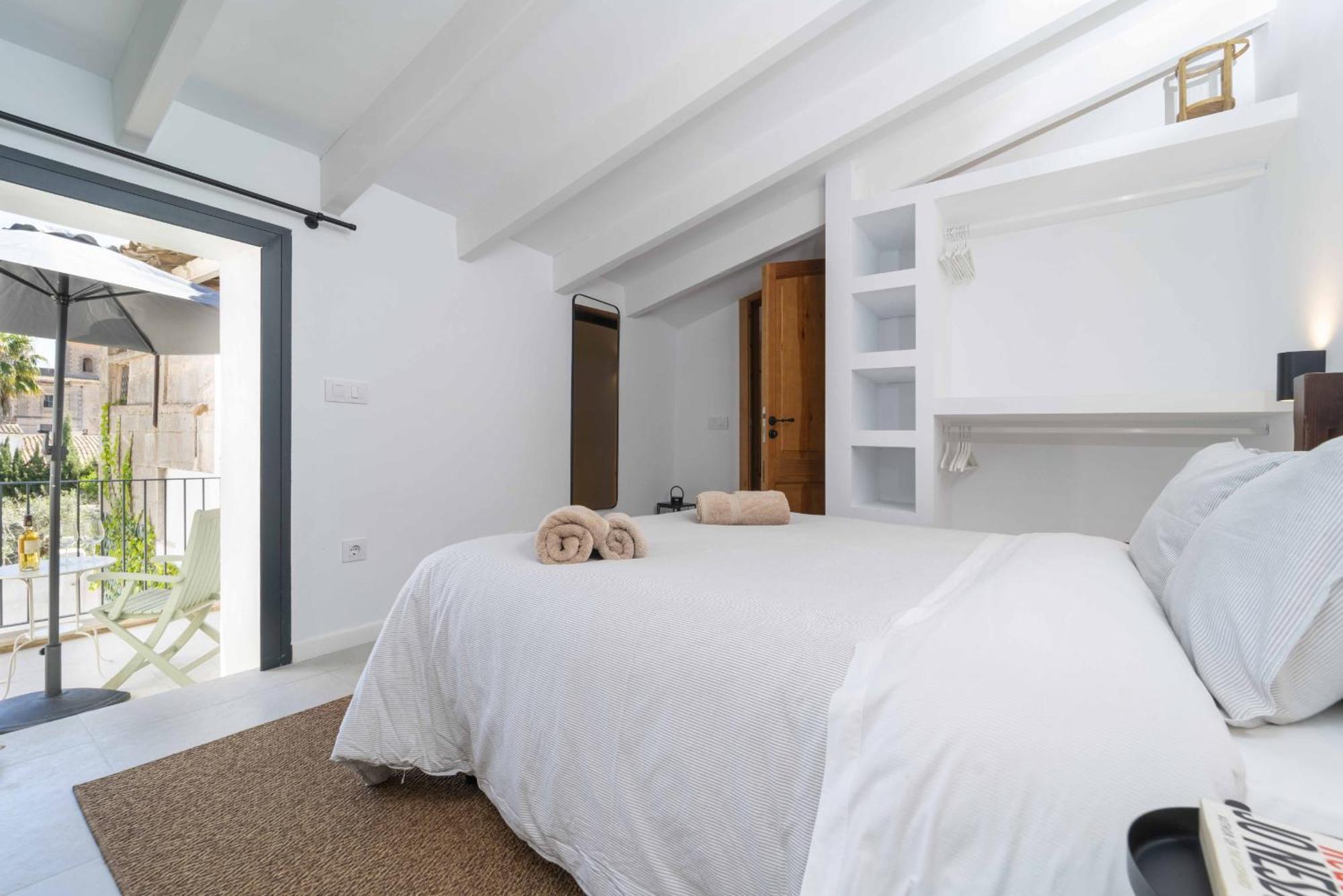 Townhouse Helen House By Homevillas360 Ferienhaus