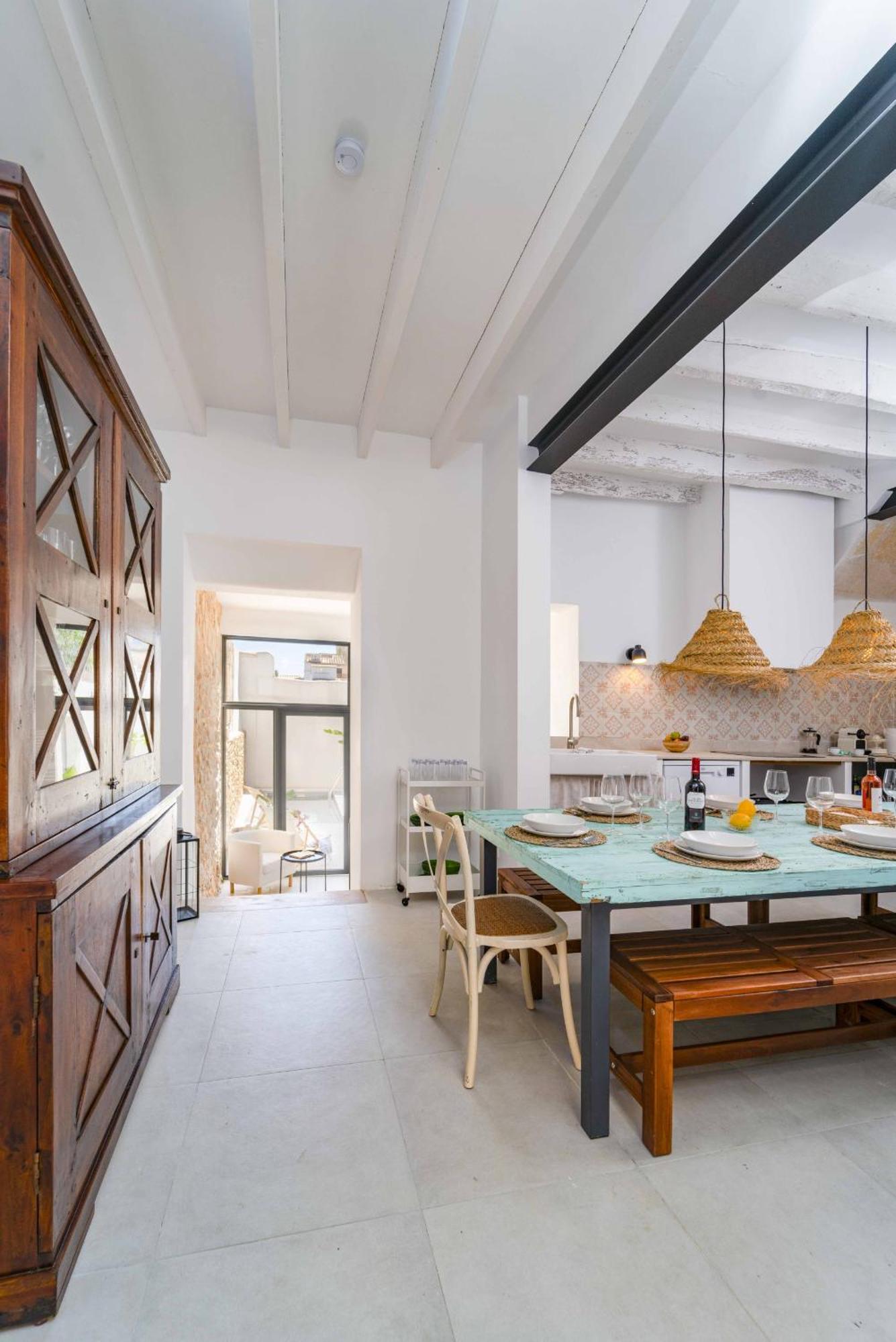 Townhouse Helen House By Homevillas360 Porreres